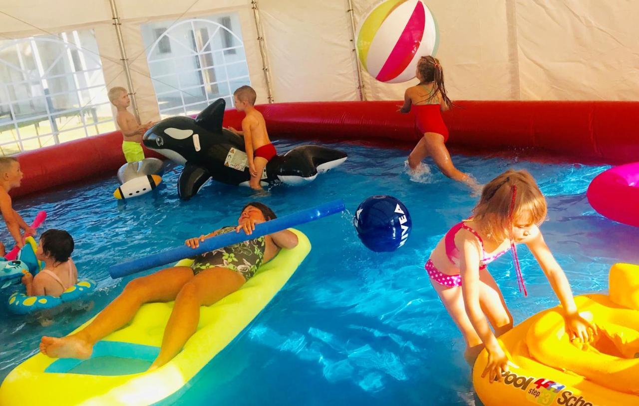 Domki I Apartamenty Caloroczne Koliber Wladyslawowo Bagian luar foto